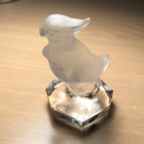 Nachtmann Crystal Creatures- Cockatoo paperweight - Picture 4 of 16